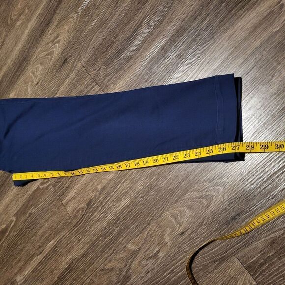 Express Womens Ultimate Chino, Straight leg, Mid Rise Size 4 Regular - Picture 3 of 7